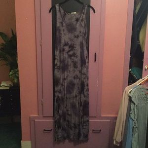 Black and grey tie-dye tank top dress.